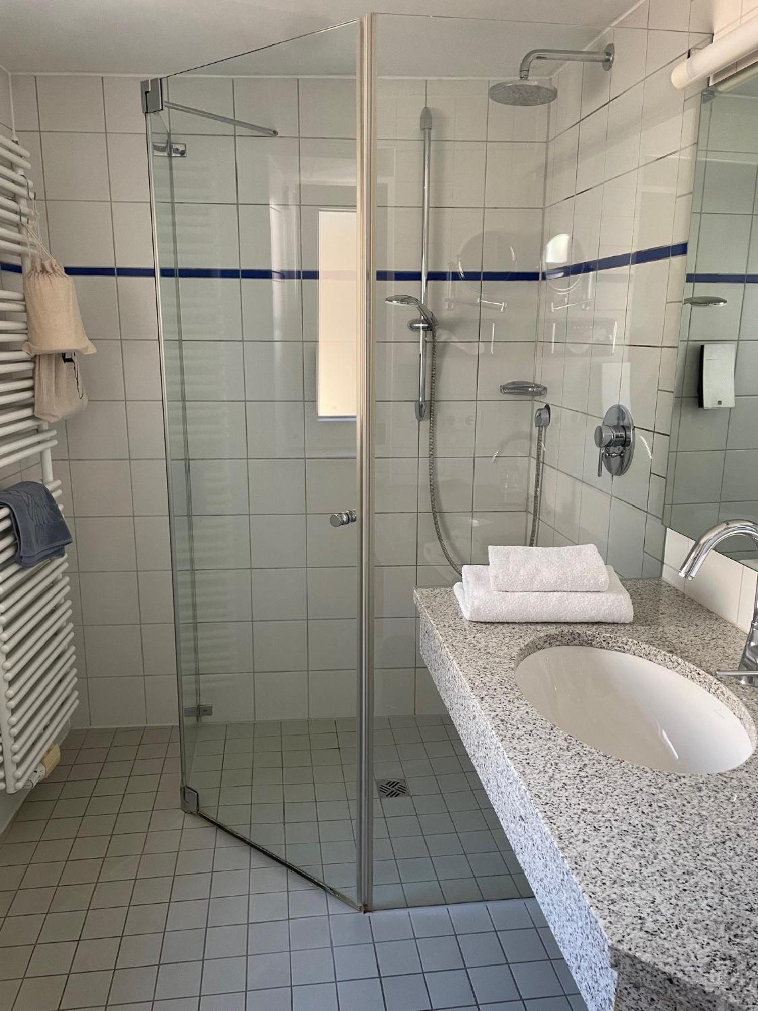 Hotel Fletzinger Wasserburg Exteriör bild